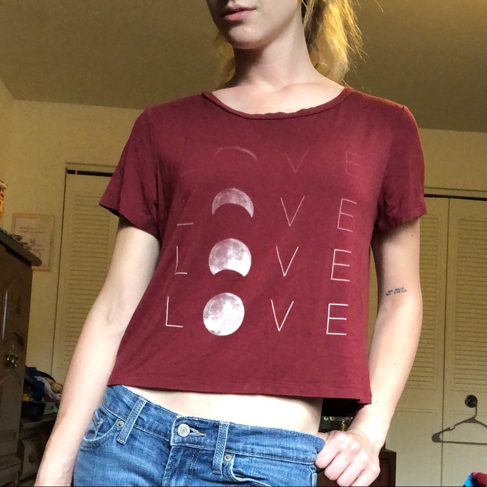 ⚠️ American Eagle • Soft & Sexy ‘LOVE’ Crop Top 🦅